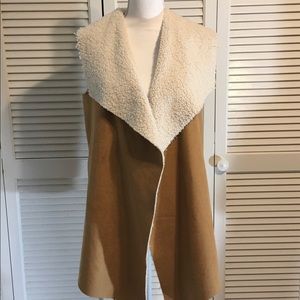 No Boundaries Faux Fur Shearling  Vest M